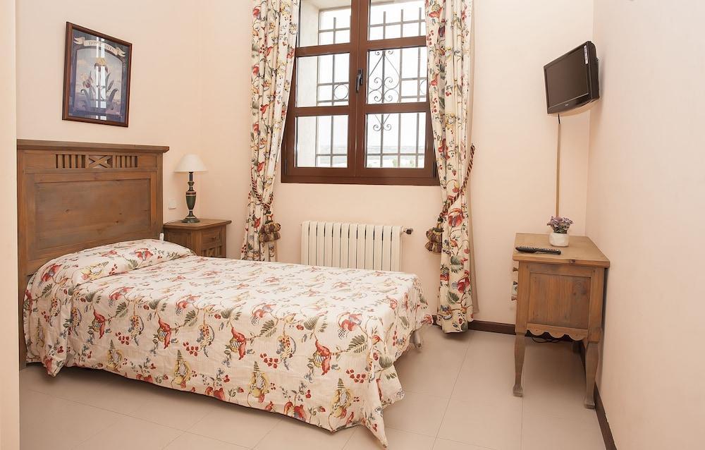 Hostal Las Paneras Ávila Kültér fotó