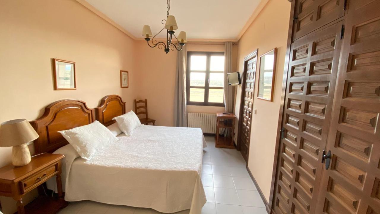 Hostal Las Paneras Ávila Kültér fotó
