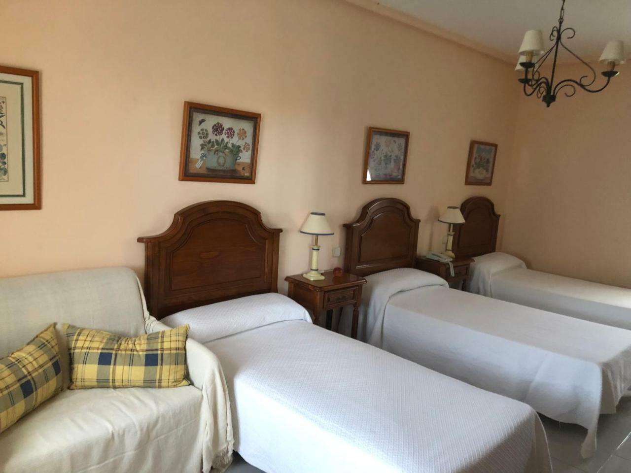Hostal Las Paneras Ávila Kültér fotó