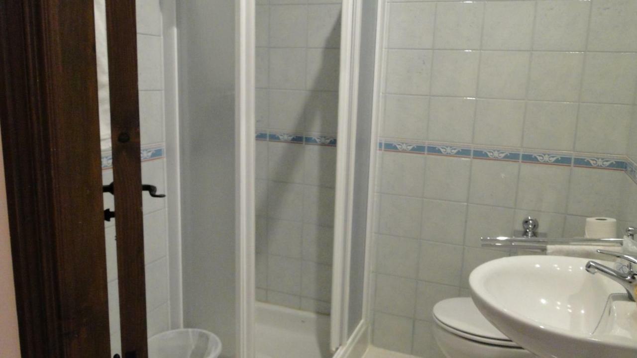 Hostal Las Paneras Ávila Kültér fotó